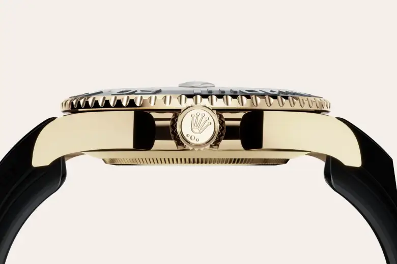 Rolex Yacht-Master in 18 ct yellow gold, M226658-0001 Vendemmia Joyero